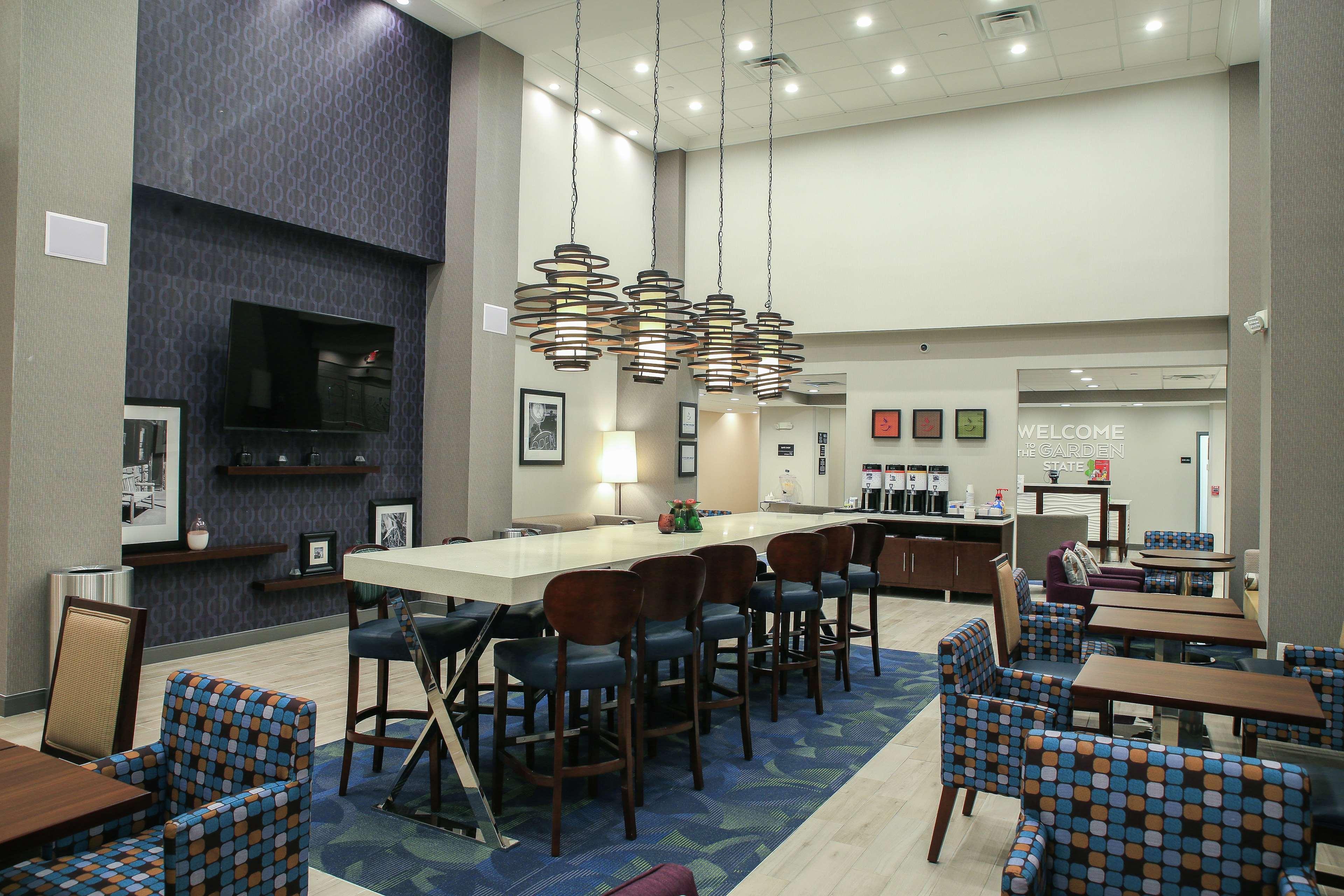Hampton Inn & Suites Mount Laurel/Moorestown Eksteriør billede